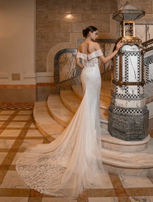 https://elisebride.ro/images/stories/virtuemart/product/17 Ariell       (3).jpg